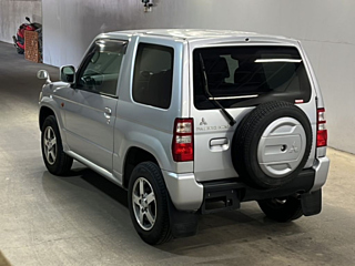 MITSUBISHI PAJERO MINI 2011