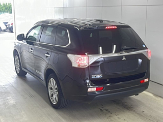 MITSUBISHI OUTLANDER PHEV 2014