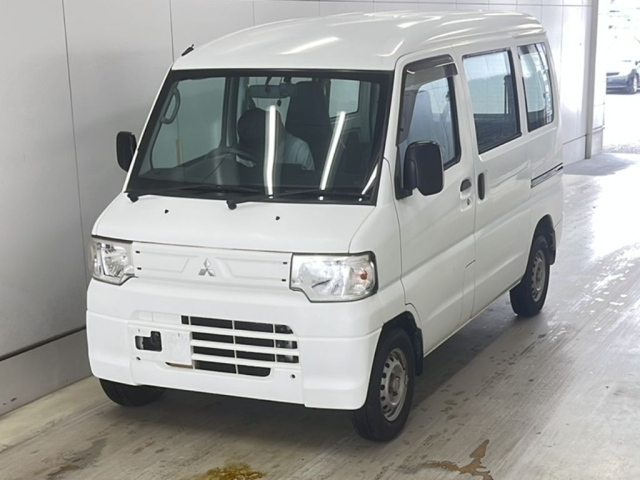 MITSUBISHI MINICAB VAN 2013