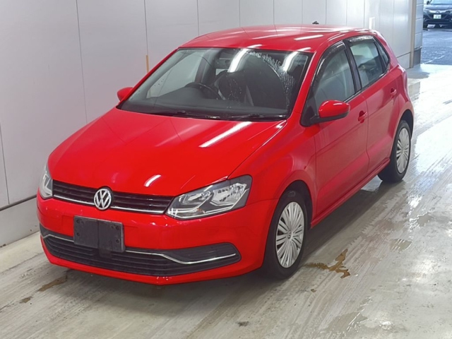 VOLKSWAGEN POLO 2015