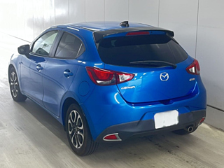 MAZDA DEMIO 2015