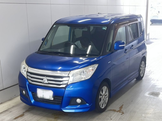 MITSUBISHI DELICA D2 2017
