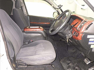 TOYOTA HIACE VAN 2012
