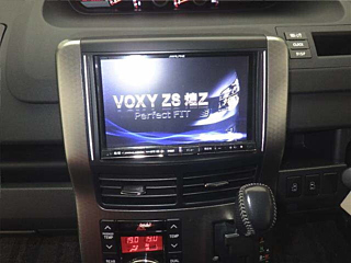 TOYOTA VOXY 2013