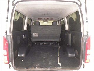 TOYOTA HIACE VAN 2012