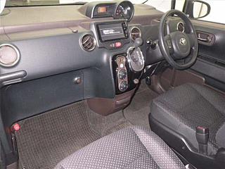 TOYOTA SPADE 2015