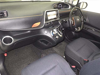 TOYOTA SIENTA 2016