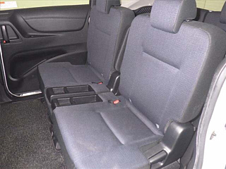 TOYOTA SIENTA 2016