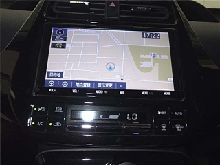 TOYOTA PRIUS 2019