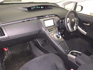 TOYOTA PRIUS 2014