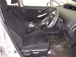 TOYOTA PRIUS 2014