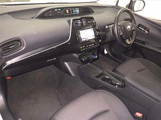 TOYOTA PRIUS 2022