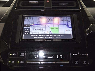 TOYOTA PRIUS 2022
