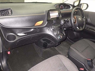 TOYOTA SIENTA 2021