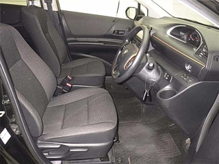 TOYOTA SIENTA 2021
