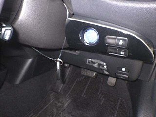 TOYOTA PRIUS 2019