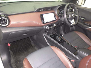 NISSAN KIX 2024