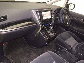 TOYOTA ALPHARD 2015