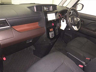 TOYOTA ROOMY 2020