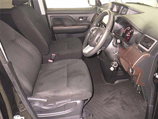 TOYOTA ROOMY 2020