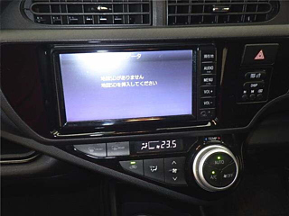 TOYOTA AQUA 2016