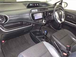 TOYOTA AQUA 2016