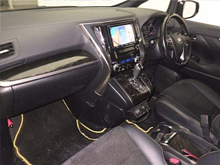 TOYOTA VELLFIRE 2016