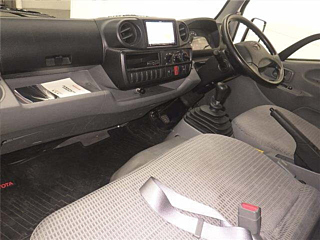 TOYOTA DYNA 2018