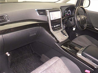TOYOTA VELLFIRE 2014