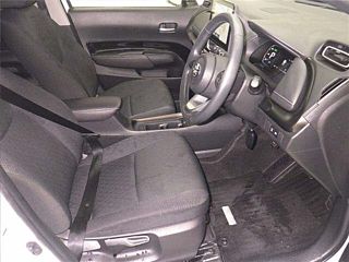 TOYOTA AQUA 2023