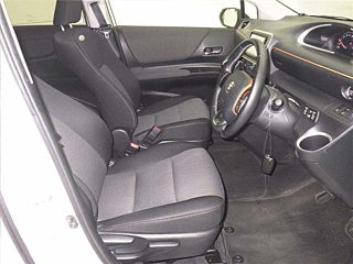 TOYOTA SIENTA 2022