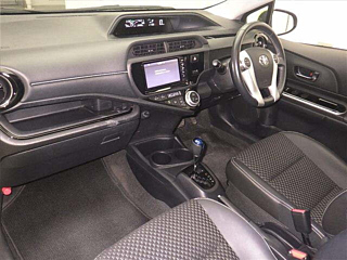 TOYOTA AQUA 2016