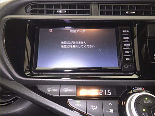 TOYOTA AQUA 2016