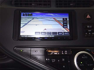 TOYOTA AQUA 2021