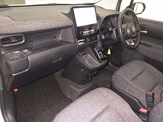 TOYOTA SIENTA 2022