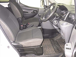 NISSAN NV200 2020