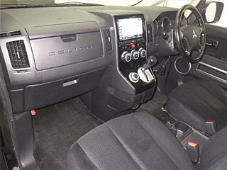 MITSUBISHI DELICA D5 2016