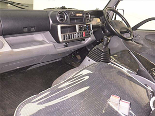TOYOTA DYNA 2023