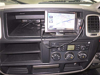NISSAN ATLAS 2011