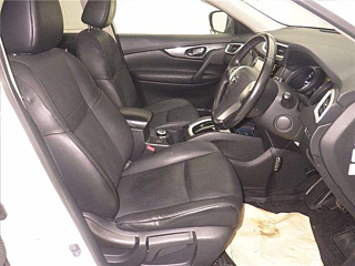 NISSAN X-TRAIL 2015