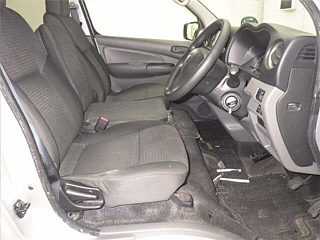 NISSAN CARAVAN VAN 2020