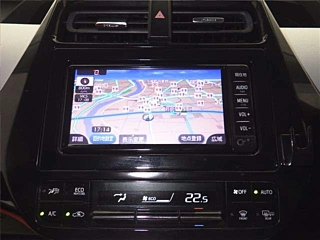 TOYOTA PRIUS 2018