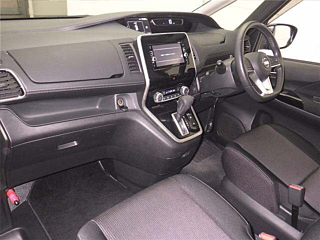 NISSAN SERENA 2017
