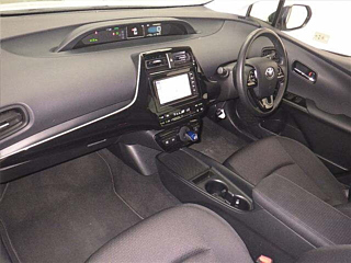 TOYOTA PRIUS 2022