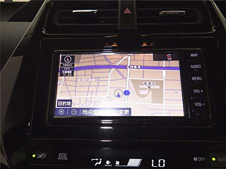 TOYOTA PRIUS 2022