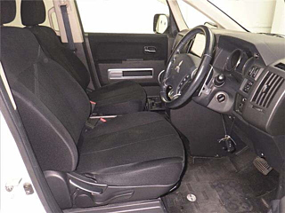MITSUBISHI DELICA D5 2014