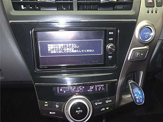 TOYOTA PRIUS ALPHA 2016