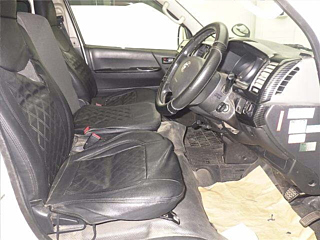 TOYOTA HIACE VAN 2012