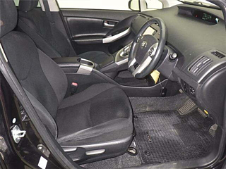 TOYOTA PRIUS 2015