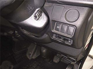 TOYOTA HIACE VAN 2018